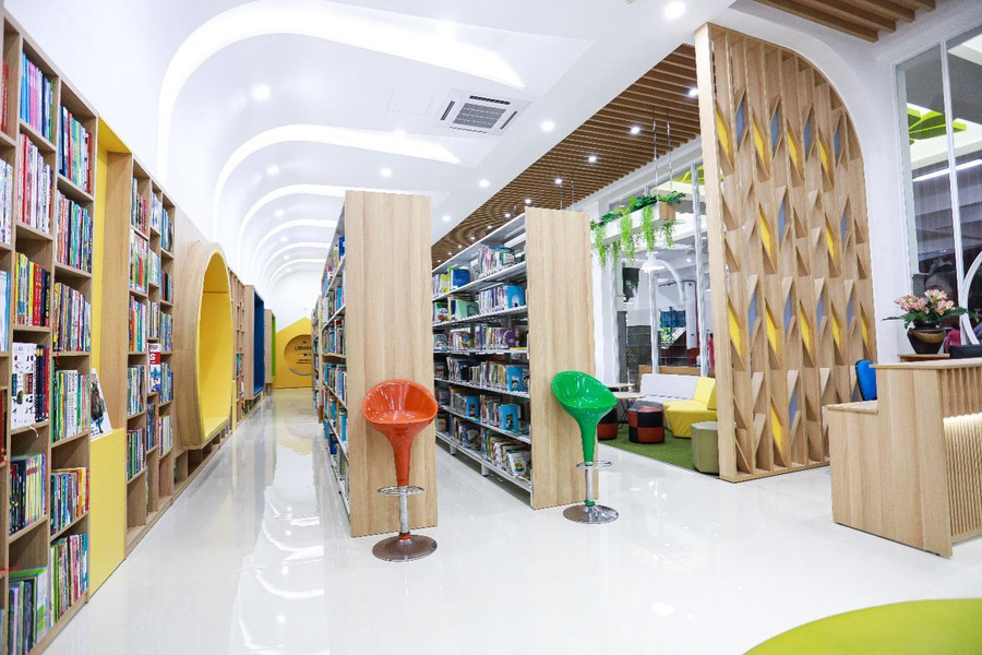 Cơ sở vật chất “sang - xịn” đem đến môi trường học tập, sinh hoạt tiện nghi theo tiêu chuẩn quốc tế cho học sinh. Cơ sở vật chất “sang - xịn” đem đến môi trường học tập, sinh hoạt tiện nghi theo tiêu chuẩn quốc tế cho học sinh.