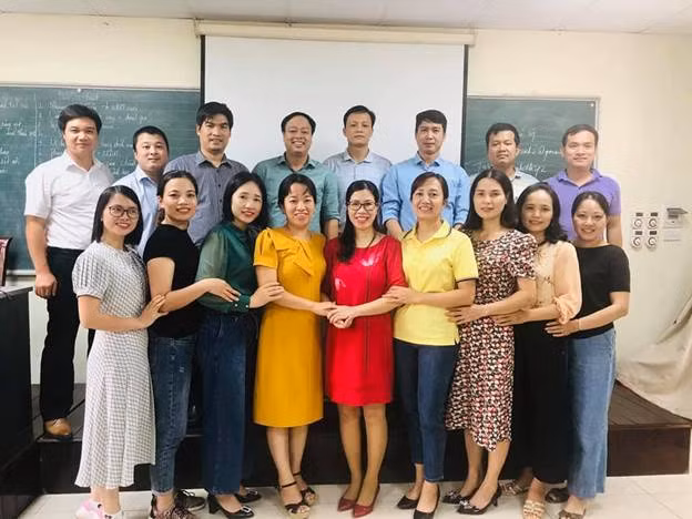 Học viên trong lớp bồi dưỡng môn Sinh học