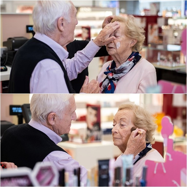 Des yêu thích việc trang điểm cho vợ mỗi ngày.