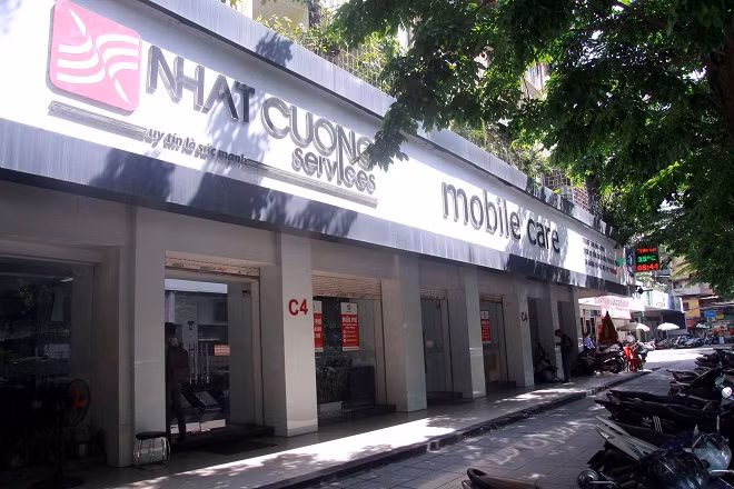 Trung tâm Bảo hành điện thoại của Nhật Cường Mobile trên phố Giảng Võ vẫn mở cửa từ ngày 13/5