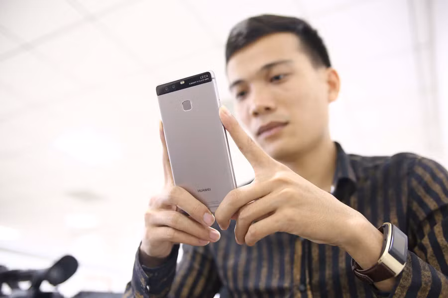 Người dùng điện thoại Huawei tại Việt Nam không nên quá lo lắng về sự cố mang tên Google