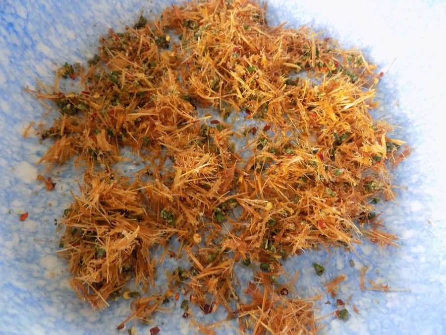 Cuối tuần " đổi gió" với gà xóc muối sả ngon miễn chê, càng ăn càng mê hình ảnh 4 cuoi tuan " doi gio" voi ga xoc muoi sa ngon mien che, cang an cang me hinh anh 4