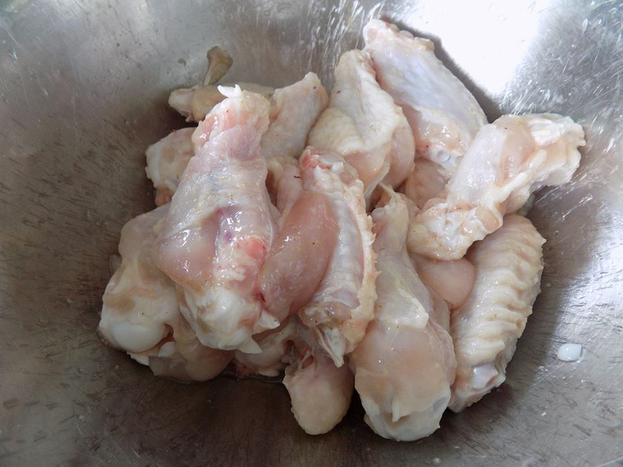 Cuối tuần " đổi gió" với gà xóc muối sả ngon miễn chê, càng ăn càng mê hình ảnh 2 cuoi tuan " doi gio" voi ga xoc muoi sa ngon mien che, cang an cang me hinh anh 2