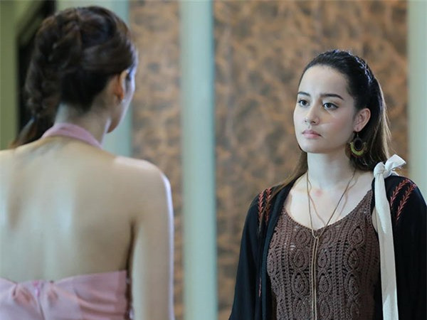 Biết chồng ngoại tình với cô sinh viên trẻ đẹp, vợ cao tay gửi một bức thư kèm tấm ảnh nhỏ khiến tiểu tam biến mất dạng - Ảnh 2 Biết chồng ngoại tình với cô sinh viên trẻ đẹp, vợ cao tay gửi một bức thư kèm tấm ảnh nhỏ khiến tiểu tam biến mất dạng - Ảnh 2