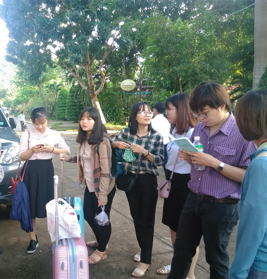 Giảng viên trẻ chuẩn bị lên đường làm nhiệm vụ Giảng viên trẻ chuẩn bị lên đường làm nhiệm vụ