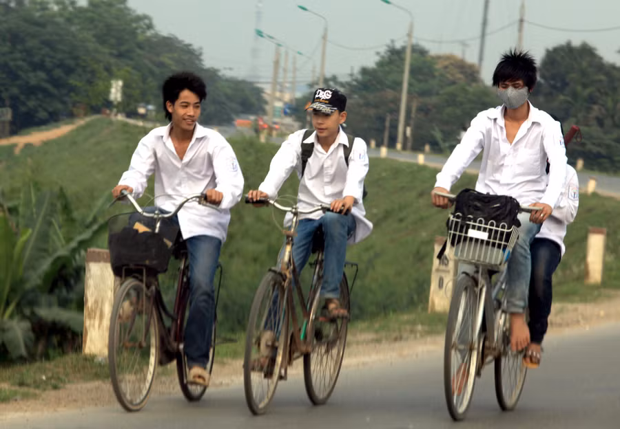 Đi xe đạp không phanh phạt 300 nghìn đồng