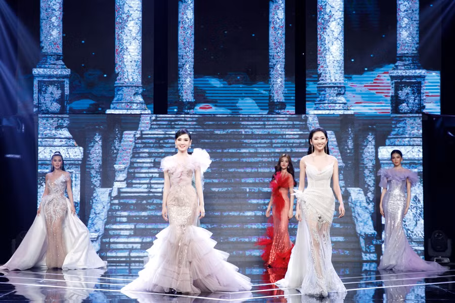 Vũ khúc ngày xuân là chương trình chào đón năm mới đặc sắc.