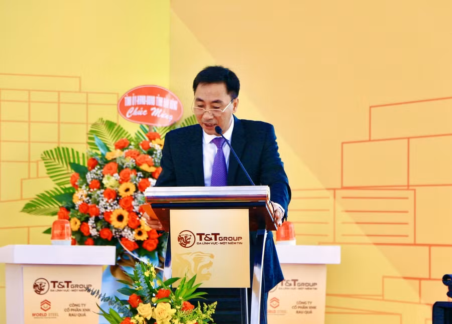 Ông Nguyễn Anh Tuấn - Phó TGĐ Tập đoàn T&amp;T Group phát biểu tại lễ khởi công dự án TTTM Đắk Mil