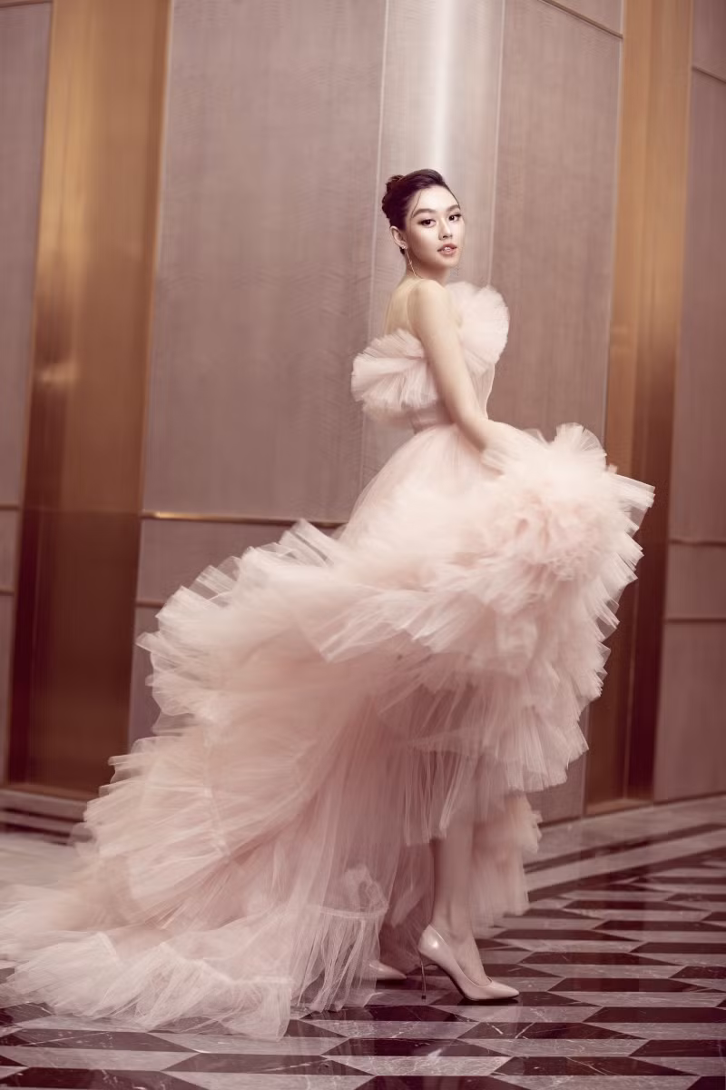 Nàng hậu đốn tim khán giả bằng hình ảnh vô cùng lộng lẫy