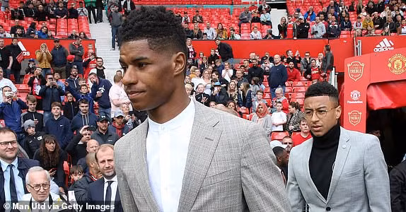 Tái xuất Old Trafford, Solskjaer và Beckham ghi bàn giúp Man United đè bẹp Bayern - Ảnh 3.