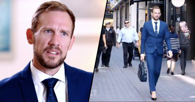 Chàng trai sải bước trên giày cao gót để "thấy mình quyền lực hơn" ảnh 1 Chàng trai sải bước trên giày cao gót để "thấy mình quyền lực hơn" ảnh 1