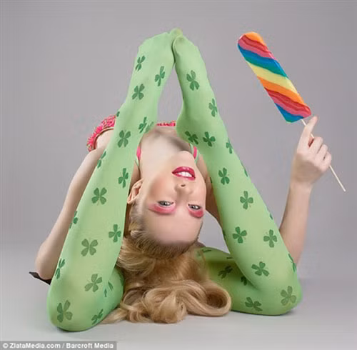 Sốc với người không xương