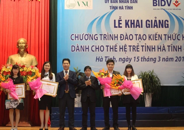 Khai giảng chương trình đào tạo kiến thức hội nhập cho thế hệ trẻ 