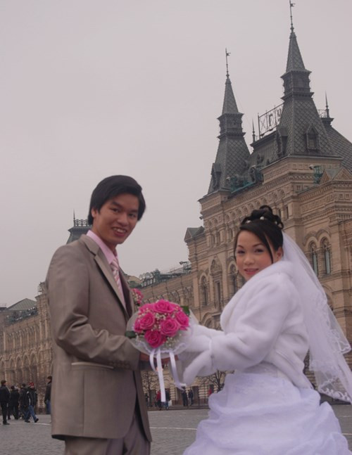 Tiến sĩ áo lính và chuyện tình bên xứ lạnh ảnh 1 Tiến sĩ áo lính và chuyện tình bên xứ lạnh ảnh 1