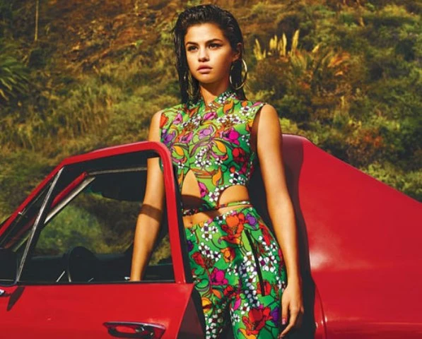 11 tiết lộ mới nhất của Selena Gomez