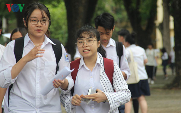 điểm chuẩn, phổ điểm vào lớp 10 công lập hà nội năm nay như thế nào? hình 1 diem chuan, pho diem vao lop 10 cong lap ha noi nam nay nhu the nao? hinh 1
