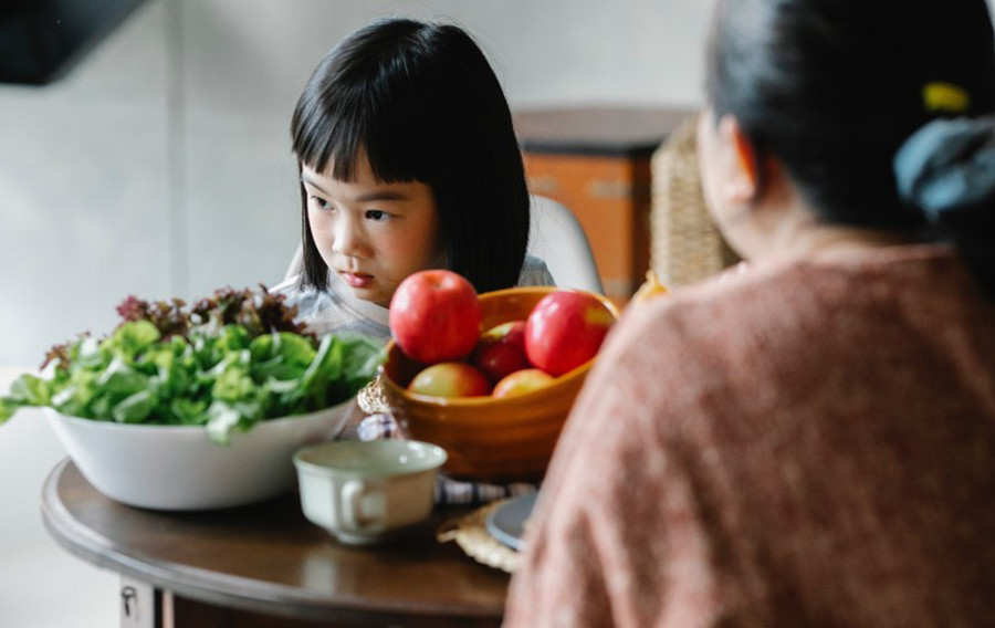 Điều quan trọng là cha mẹ cần phải nhận ra những sai lầm tai hại của mình trong quá trình nuôi dạy con cái. (Ảnh: ITN). Điều quan trọng là cha mẹ cần phải nhận ra những sai lầm tai hại của mình trong quá trình nuôi dạy con cái. (Ảnh: ITN).