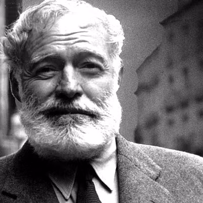 Đại văn hào Ernest Hemingway