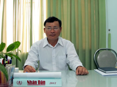 PGS.TS Lưu Trang - Hiệu trưởng Trường ĐH Sư phạm - ĐH Đà Nẵng PGS.TS Lưu Trang - Hiệu trưởng Trường ĐH Sư phạm - ĐH Đà Nẵng