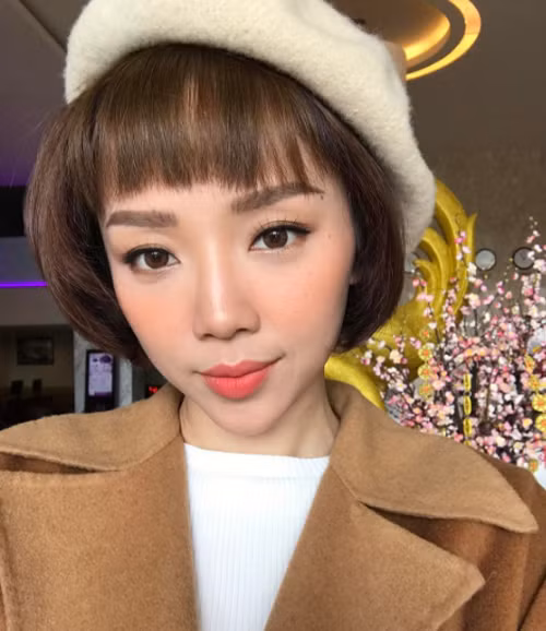 sao-viet-xinh-chang-kem-khi-copy-3-mot-toc-mai-cua-idol-han-8