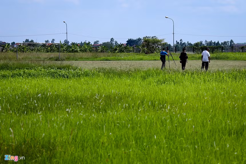 Sân bóng xã Hồng Minh - nơi Đoàn Văn Hậu đã bắt đầu sự nghiệp bóng đá của mình tại đội Nhi đồng tỉnh Thái Bình 10 năm trước