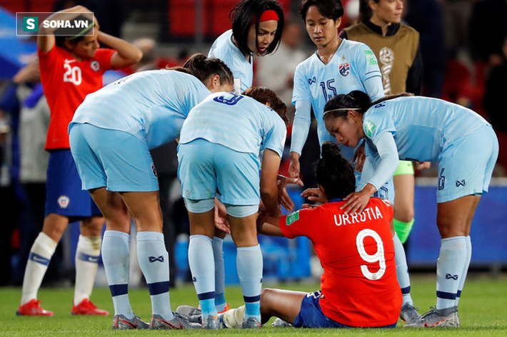 Tuyển nữ Thái Lan không thể gây bất ngờ trước Chile Tuyển nữ Thái Lan không thể gây bất ngờ trước Chile