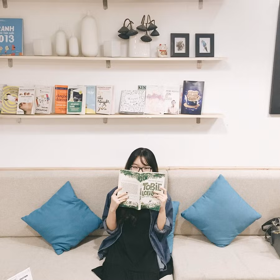 15 tư thế chụp ảnh sống ảo ‘thần thánh’ mà bạn nhất định phải biết ảnh 7 15 tư thế chụp ảnh sống ảo ‘thần thánh’ mà bạn nhất định phải biết ảnh 7