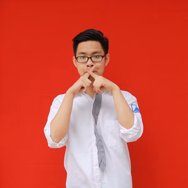 Trần Nam Khánh giành Học bổng 5,2 tỷ đồng du học Mỹ với bài luận về những chàng trai nữ tính