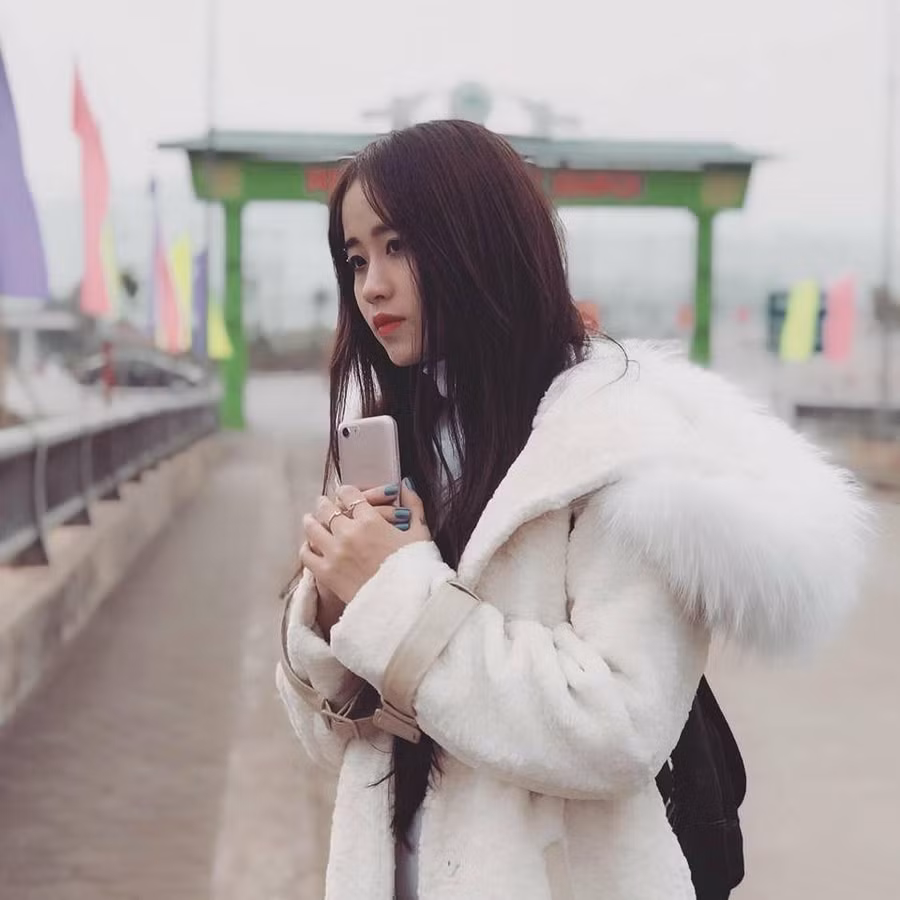 9x xinh đẹp mong muốn “lấn sân” vào showbiz Việt ảnh 7