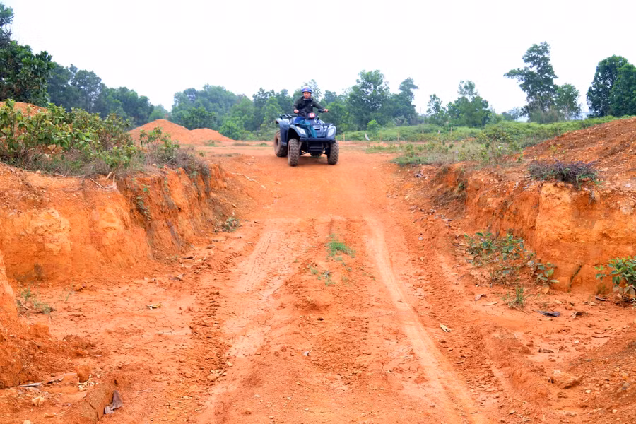 Trải nghiệm cảm giác mạnh, khám phá thiên nhiên cùng “quái thú” ATV ảnh 2