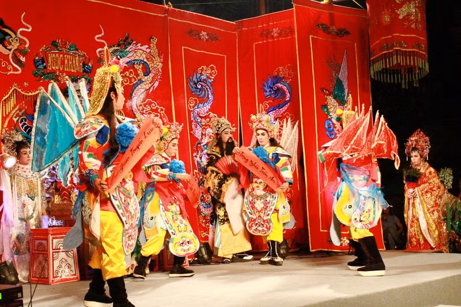 “Sống lại” nghệ thuật hát bội