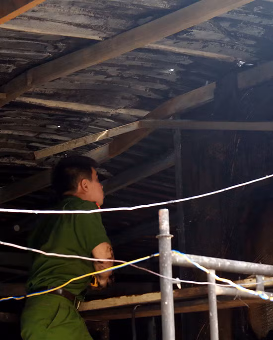 Bên trong nhà hàng cháy làm 6 người chết ở Đồng Nai