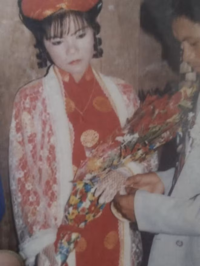 Đám cưới không nụ cười nhưng lại có cái kết vô cùng bất ngờ - Ảnh 2.