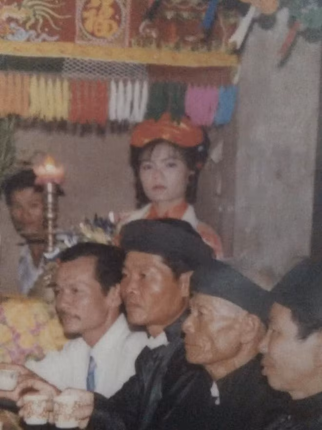 Đám cưới không nụ cười nhưng lại có cái kết vô cùng bất ngờ - Ảnh 8.