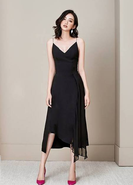 7 mẫu đầm dự tiệc sang trọng trẻ trung làm mê lòng phái đẹp ảnh 7 36481728_2061342170773330_2470289039165489152_n_bjk6ze