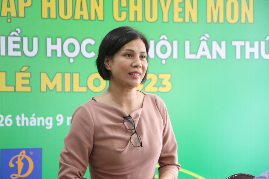 Cô Nguyễn Thị Xuân Hương - Hiệu trưởng Trường Tiểu học Ngô Quyền.