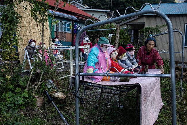 Ngôi làng búp bê tại Nhật Bản: 18 năm không có một đứa trẻ nào ra đời, số búp bê nhiều gấp 10 lần số dân làng - Ảnh 8. Ngôi làng búp bê tại Nhật Bản: 18 năm không có một đứa trẻ nào ra đời, số búp bê nhiều gấp 10 lần số dân làng - Ảnh 8.