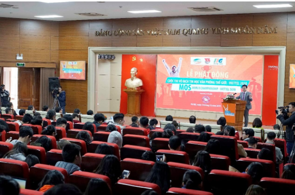 Lễ phát động được tổ chức tại Đại học Ngoại thương - trường có sinh viên giành huy chương đồng nội dung Microsoft Excel 2013 tại vòng chung kết thế giới cuộc thi MOSWC 2019. Lễ phát động được tổ chức tại Đại học Ngoại thương - trường có sinh viên giành huy chương đồng nội dung Microsoft Excel 2013 tại vòng chung kết thế giới cuộc thi MOSWC 2019.