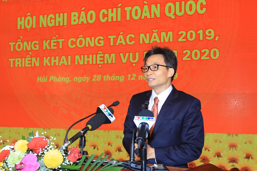 Phó Thủ tướng Vũ Đức Đam phát biểu tại hội nghị. Ảnh: VGP/Đình Nam