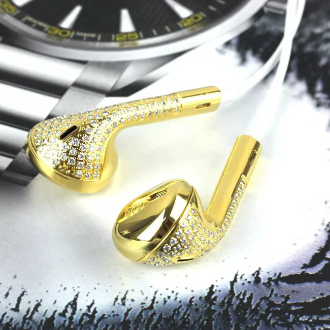 Những món đồ quen thuộc xưa như trái đất nhưng lại có giá trên trời - Ảnh 3. Những món đồ quen thuộc xưa như trái đất nhưng lại có giá trên trời - Ảnh 3.