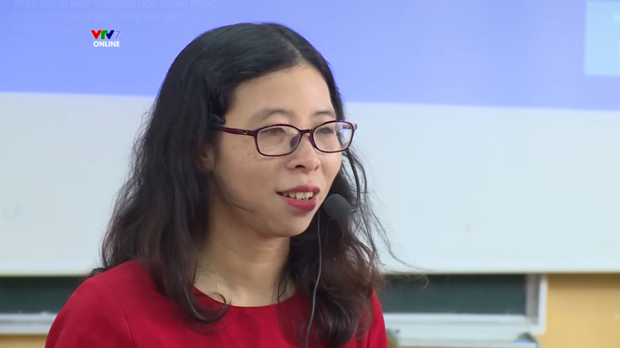 Cô Nguyễn Thị Quỳnh Nga - GV Trường THPT Trần Nguyên Hãn (Hải Phòng). Ảnh: Cắt từ clip