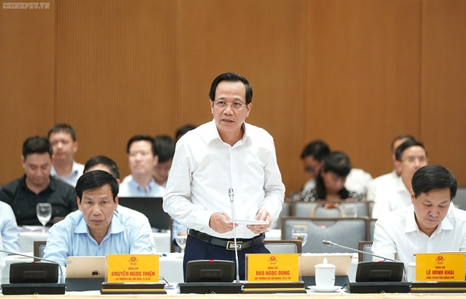 Bộ trưởng Bộ LĐTB&XH Đào Ngọc Dung tại phiên họp trực tuyến Chính phủ với địa phương, ngày 4/7. Ảnh: Quang Hiếu