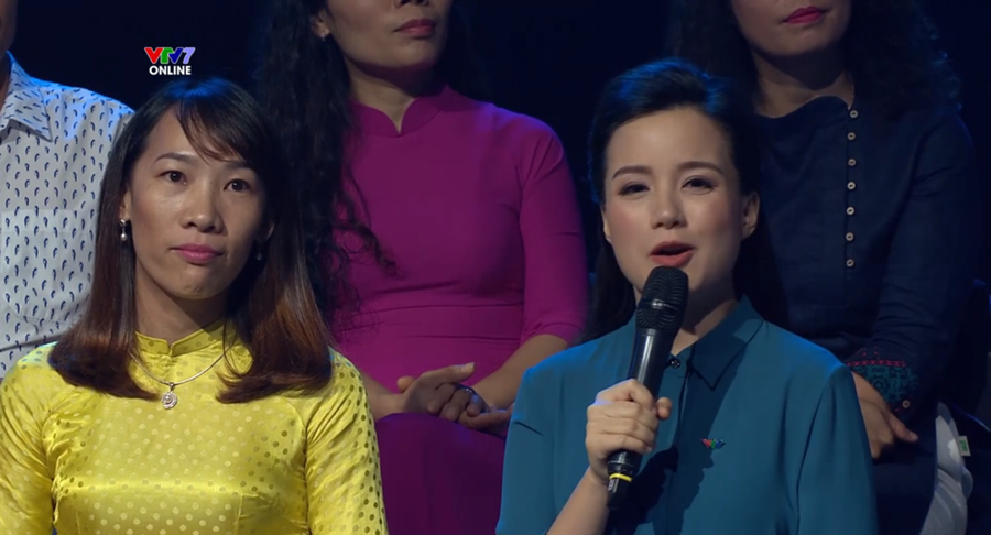 Cô Nguyễn Thị Thúy - GV Trường THCS Nguyễn Duy (Thừa Thiên - Huế). Ảnh: Cắt từ clip