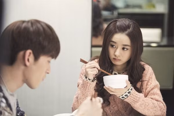 chong doi ly hon vi "gai doc khong con", 5 nam sau toi ha he gap anh o phong kham&nbsp; - 1