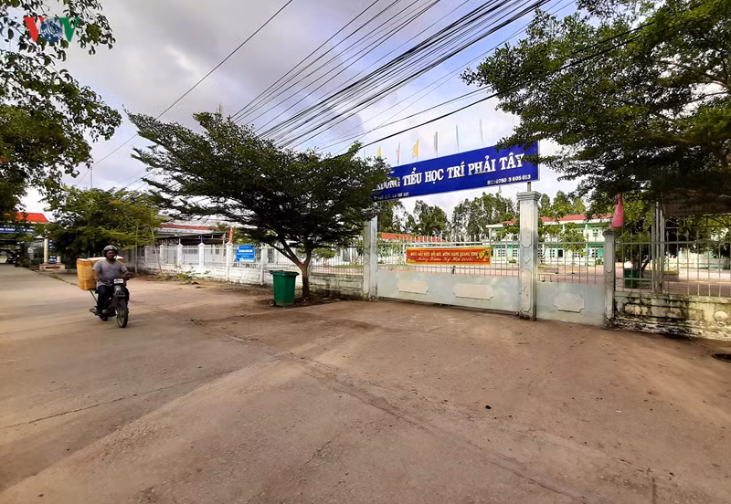 cham dut hop dong giao vien dang mang thai la trai phap luat hinh 2
