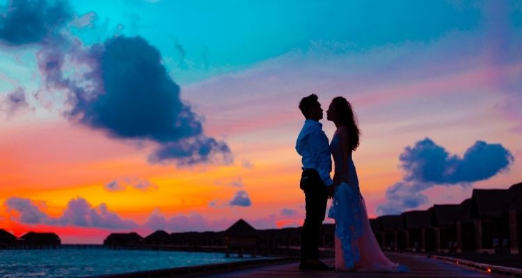  Nhiều chuyên gia, nhà tư vấn gần đây đã lên tiếng ủng hộ việc kết hôn muộn. (Ảnh: ITN).