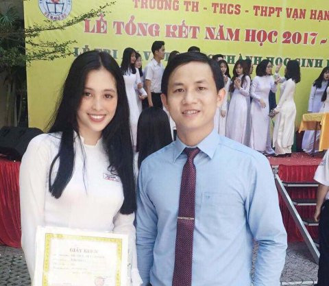 Trần Tiểu Vy trong Lễ tổng kết năm học Trường Tiểu học – THCS – THPT Vạn Hạnh Trần Tiểu Vy trong Lễ tổng kết năm học Trường Tiểu học – THCS – THPT Vạn Hạnh