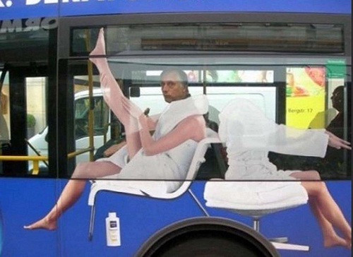 Nghệ thuật quảng cáo trên xe buýt. Nghệ thuật quảng cáo trên xe buýt.