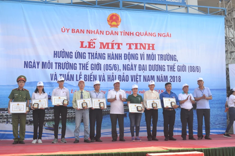 Nhiều hoạt động hưởng ứng tháng hành động môi trường tại đảo Lý Sơn