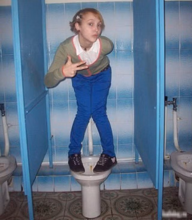 Hành động không giống ai của con người buồn cười - Hình 10